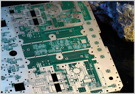 PCB線路板制作全過(guò)程解析.jpg